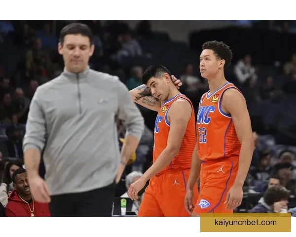 亚历山大三分球10中0创雷霆尴尬纪录球队虽胜却难掩个人低迷