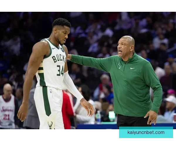 字母哥谈球队管理：领袖作用助力边缘球员保持积极心态传递正能量